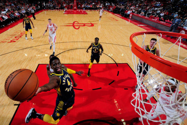 现出积极的 现出积极的