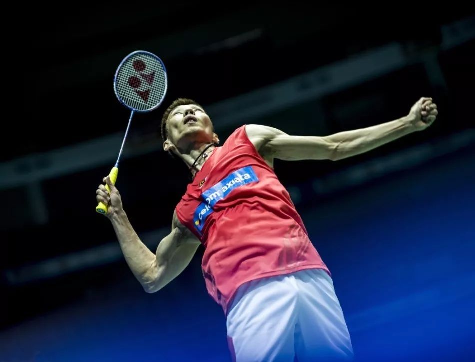 中显现出的 中显现出的